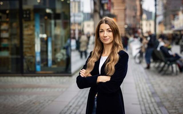 Forbrukeranalytiker Isabella Ahmadi i Prisjakt advarer mot juksepriser i november – og minner om at etikk starter i ledelsen. Foto: Prisjakt.no / NTB Kommunikasjon