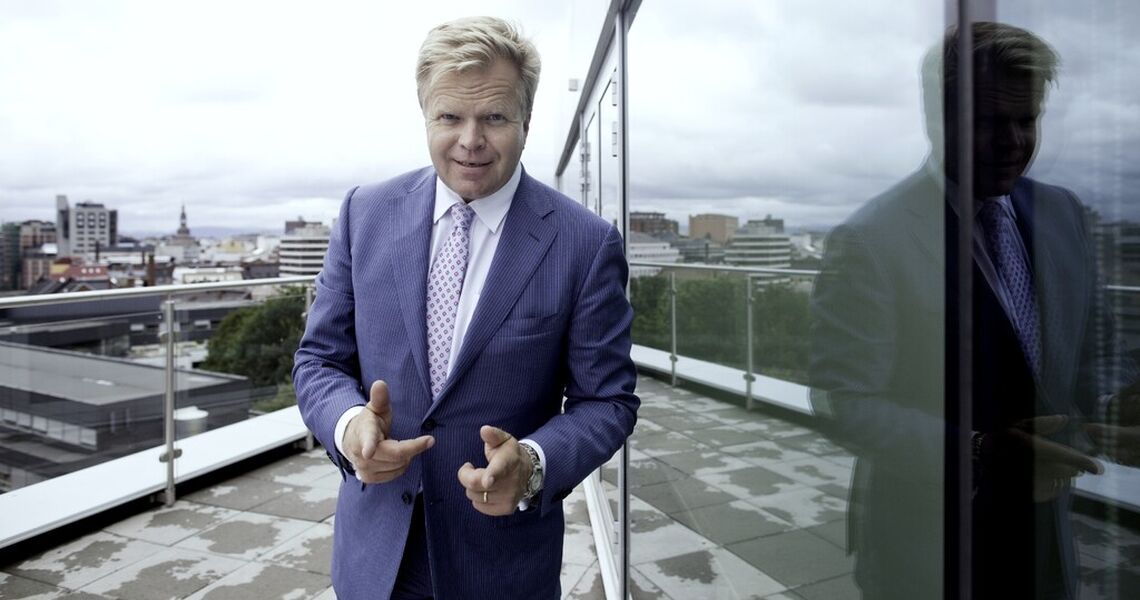 Gunnar Bjørkavåg deler sin personlige lederreise – fra tryggheten i oppveksten i Ålesund til motet som formet ham som toppleder. For ham handler ledelse om å stå støtt når det stormer – og å bygge trygghet som drivkraft for utvikling. (Foto: privat)