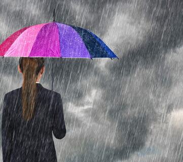 Trygghet skapes ikke når veien er tydelig, men når lederen tør å gå først i det utydelige. (Foto: istock.com) Trygghet skapes ikke når veien er tydelig, men når lederen tør å gå først i det utydelige. (Foto: istock.com)