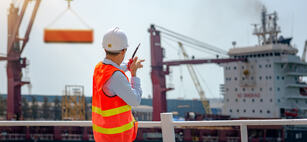 At distrusjon av likestrøm kan redusere energiforbruket med inntil 20 prosent sammenlignet med vekselstrøm i maritime applikasjoner lar seg høre (Foto: ABB/Adobe).