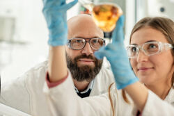 Forskning og utvikling står høyt i kurs hos Borregaard (Bilde: Borregaard).