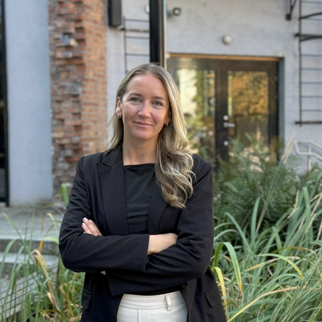 – Vi lykkes best når vi vurderer kompetanse, potensial og verdier – ikke bare fartstid, sier Benedikte Lund, leder for rekruttering i Jefferson Wells. Hun mener AI og menneskelig innsikt må spille sammen for å skape de beste ansettelsene.