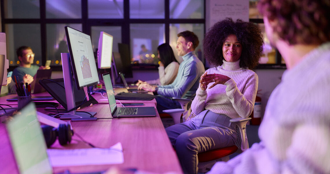Mening er ikke en luksus, men en lederoppgave. Når mennesker finner mening i arbeidet, følger både lojalitet, innovasjon og resultater. (Foto: Istock.com)