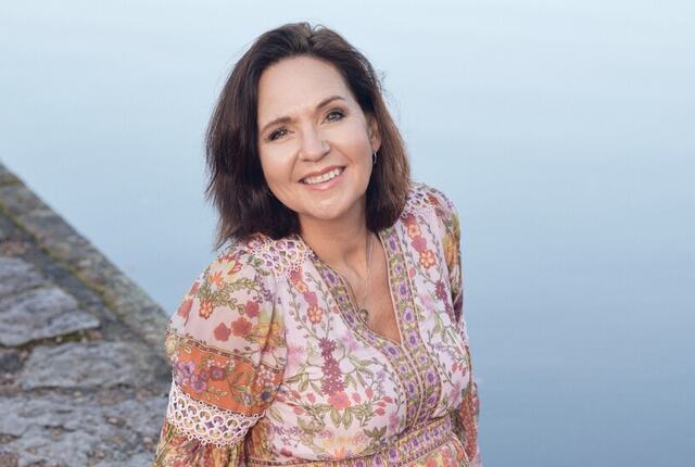 Sidsel Winther Storaas: Sterke relasjoner og tillit bygges gjennom små handlinger, ikke store taler. Når ledere viser tilstedeværelse, nysgjerrighet og støtte i hverdagen, skapes trygghet som løfter hele teamet. (Foto: Truls Qvale) Sidsel Winther Storaas: Sterke relasjoner og tillit bygges gjennom små handlinger, ikke store taler. Når ledere viser tilstedeværelse, nysgjerrighet og støtte i hverdagen, skapes trygghet som løfter hele teamet. (Foto: Truls Qvale)