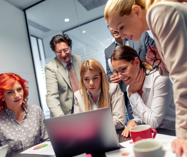 SOIOK-modellen gjør ledere bedre i stand til å ta beslutninger når usikkerheten er høy. Ved å kombinere tydelig intensjon, bevissthet om risiko og åpen dialog skapes beslutninger som både forstås og følges i praksis. (Foto: Istock.com)