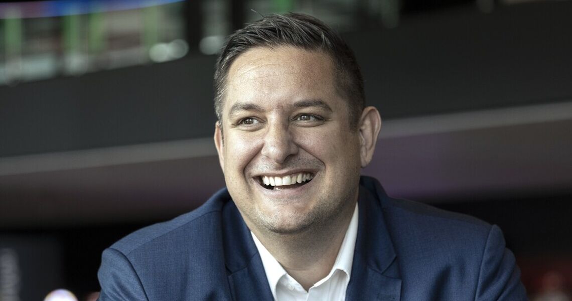 Fredrik Tønnesen viser hvordan nærvær, tydelige prioriteringer og ekte anerkjennelse skaper kraft i en av årets mest hektiske perioder. (Foto: Johnny Vaet Nordskog)