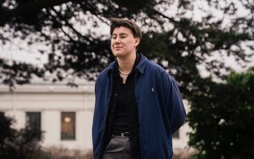 Ina Cabanillas Hansen utfordrer ledere til å se forbi fordommer, og heller forstå systemene som former Generasjon Z. (Foto:Taras Grabovetskyi)