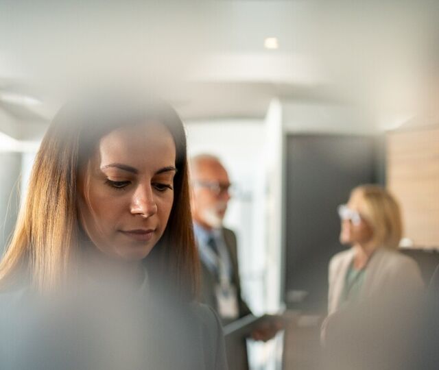 Når ledere treffer feil med tempo og lederstil, er det sjelden strategien som svikter, men forståelsen av hvilken fase organisasjonen faktisk er i. (Foto: Istock.com)