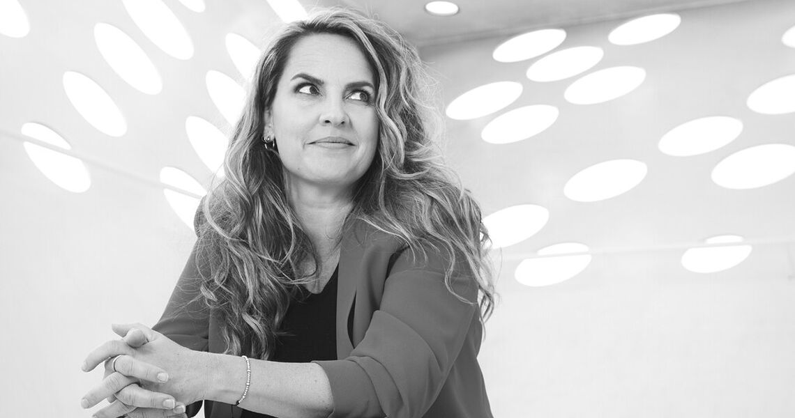 Fremtidens ledelse handler om å slippe kontrollen, og skape rom for klokskap, tillit og nysgjerrighet. (Foto: Anne Kring)