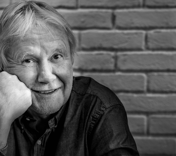 Arne Krokan mener at 2026 blir året da ledere må forstå teknologi på et dypere nivå, for å kunne lede med innsikt, tempo og tillit i en tid der AI endrer både ansvar og beslutninger. (Foto: Carl Stormer)