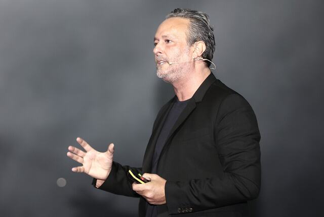 Terence Mauri: I en tid der alt endrer seg raskere enn planene våre, blir nøling den største risikoen. Ledere som våger å handle før alt er klart, bygger læringskraft, tempo og tillit,og gjør risiko til en kilde til fornyelse.