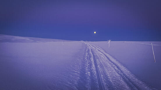 På bilde: Skuterløype over Båtsfjordfjellet fra Ordo til FV891. Foto: GN