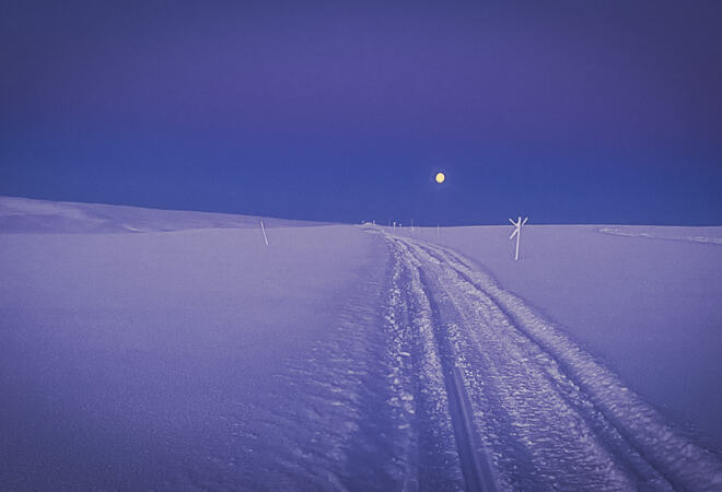 På bilde: Skuterløype over Båtsfjordfjellet fra Ordo til FV891. Foto: GN