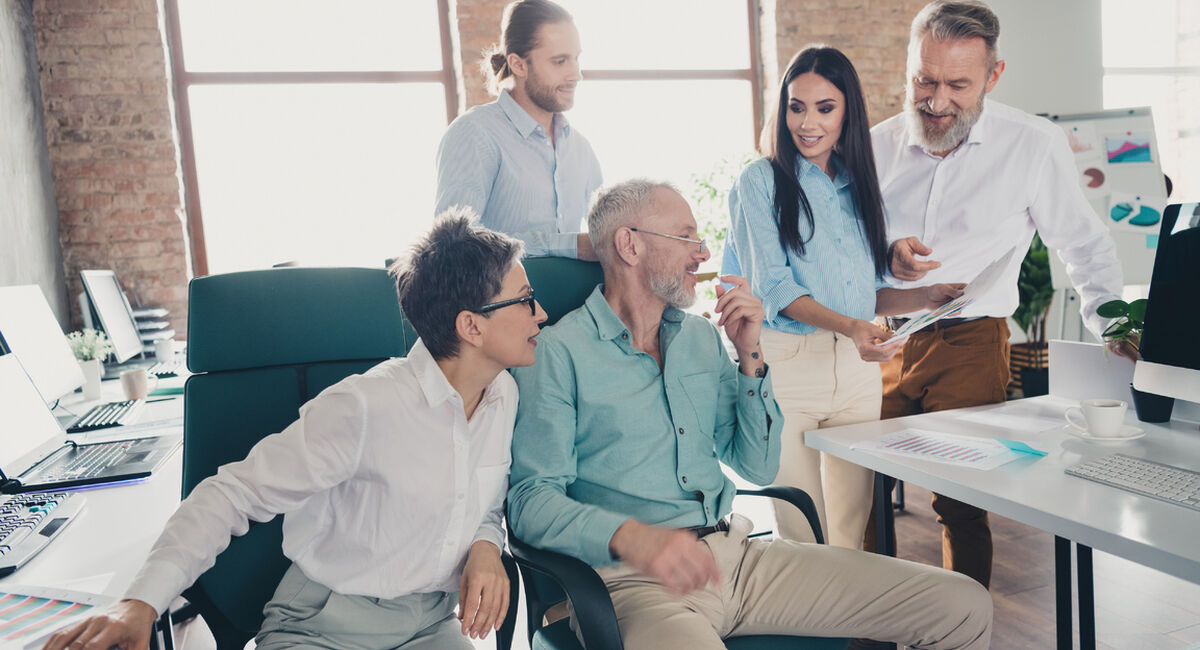 Når læring blir styring, holder ledergruppen kursen over tid. Del 8 C viser hvordan psykososialt arbeidsmiljø kan følges opp jevnlig, tydelig og lederdrevet, uten mer byråkrati. (Foto: Istock.com)