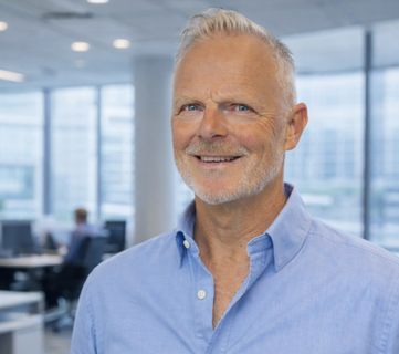 Tom Altmann: Når psykisk belastning bygges i stillhet, er det ofte lederatferd over tid som avgjør om arbeidsplassen blir en beskyttelse, eller en risiko. (Foto: Marie Altmann) Tom Altmann: Når psykisk belastning bygges i stillhet, er det ofte lederatferd over tid som avgjør om arbeidsplassen blir en beskyttelse, eller en risiko. (Foto: Marie Altmann)