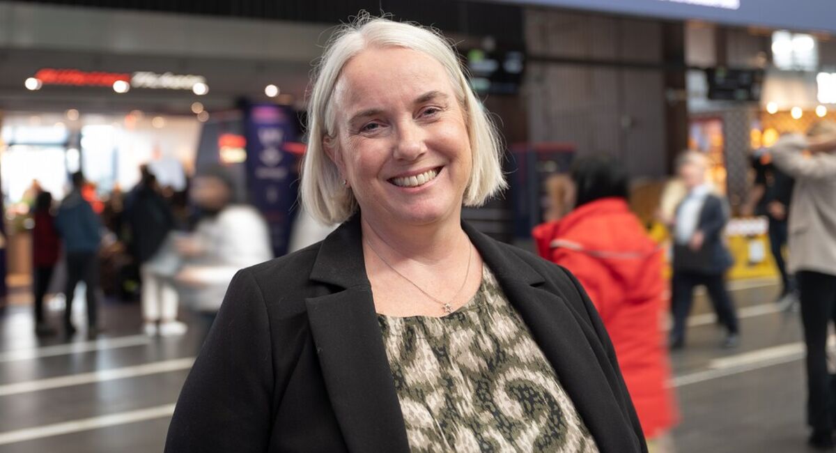 Bildetekst: Marit Rønning: Noen av de viktigste ledervalgene tas i stillhet, lenge før de blir synlige for andre. (Foto: Jernbanedirektoratet)