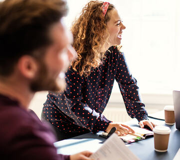 Når ledergruppen tar styring over egne beslutninger og samspill, begynner kultur å endres. (Foto: Istock.com) Når ledergruppen tar styring over egne beslutninger og samspill, begynner kultur å endres. (Foto: Istock.com)