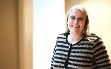 Siri Gåsemyr Staalesen: Lederens ansvar er å reagere på det som skjer i jobben – ikke å stille diagnose eller bevise et problem. Siri Gåsemyr Staalesen: Lederens ansvar er å reagere på det som skjer i jobben – ikke å stille diagnose eller bevise et problem.