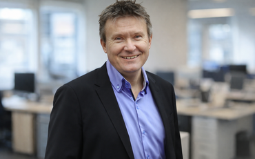 Ståle Lindblad : Kunstig intelligens skaper først verdi når ledergruppen tar eierskap til prioriteringer, arbeidsprosesser og kultur, ikke når nye verktøy innføres uten tydelig styring.