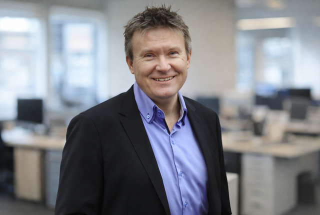 Ståle Lindblad : Kunstig intelligens skaper først verdi når ledergruppen tar eierskap til prioriteringer, arbeidsprosesser og kultur, ikke når nye verktøy innføres uten tydelig styring.