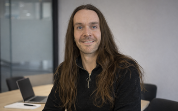 Marius Nord melås: Det som ikke blir sagt i ledermøtet, påvirker likevel retningen. Beslutningskraft bygges i hvordan rommet designes, ikke bare i hva som besluttes. (Foto: privat)