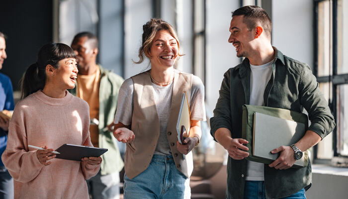 Usynlige faktorer i samspill, kroppsspråk og følelser avgjør ofte mer enn ordene som blir sagt. (Foto: Istock.com) Usynlige faktorer i samspill, kroppsspråk og følelser avgjør ofte mer enn ordene som blir sagt. (Foto: Istock.com)