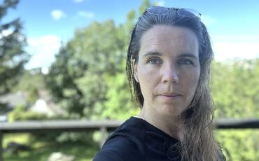 Sisilie Lustrup: Effektivisering handler ikke bare om struktur og tall, men om hvordan delene faktisk fungerer sammen. Når grensesnittene øker uten tydelig eierskap, oppstår friksjonen i det stille. (Foto: privat)