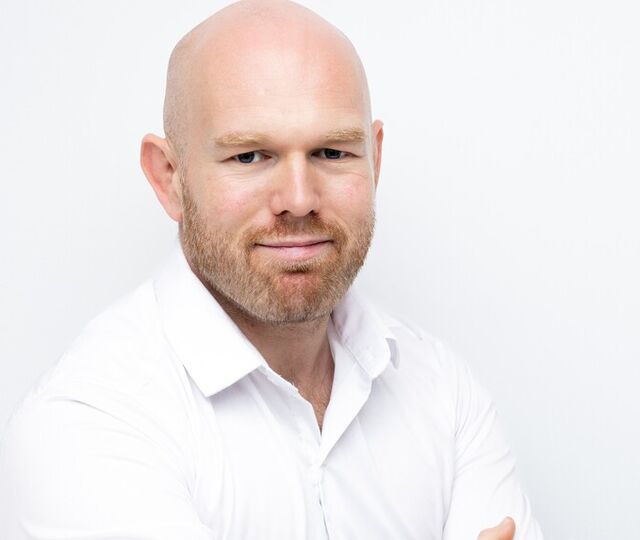 Penger forsvinner sjelden dramatisk. De forsvinner i små beslutninger som aldri ble vurdert strategisk. (Foto: Mona Hauglid)