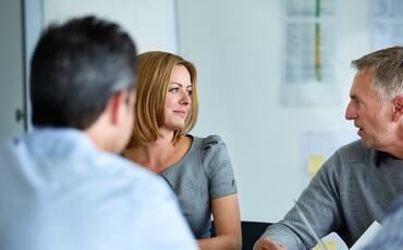 Styret ser tallene i rapportene. Likevel avgjøres virksomhetens fremtid ofte et helt annet sted – i mennesker, gjennomføring og hva som faktisk skjer i organisasjonen fra dag til dag. (Foto: Istock.com) Styret ser tallene i rapportene. Likevel avgjøres virksomhetens fremtid ofte et helt annet sted – i mennesker, gjennomføring og hva som faktisk skjer i organisasjonen fra dag til dag. (Foto: Istock.com)