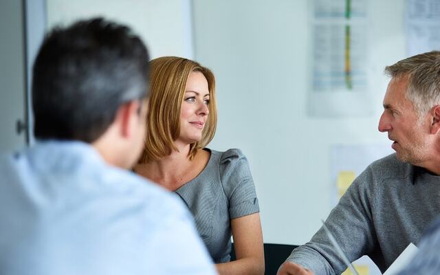 Styret ser tallene i rapportene. Likevel avgjøres virksomhetens fremtid ofte et helt annet sted – i mennesker, gjennomføring og hva som faktisk skjer i organisasjonen fra dag til dag. (Foto: Istock.com)