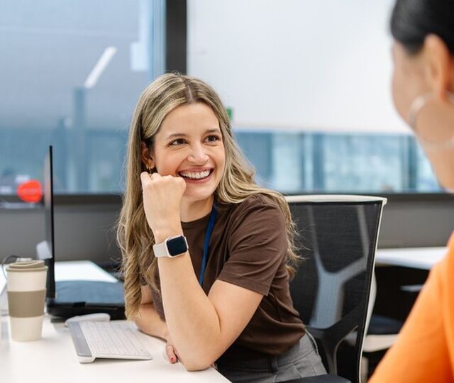 Kultur endres sjelden gjennom verdiplakater eller kampanjer. Den formes av hva ledere faktisk gjør i møter, beslutninger og prioriteringer hver eneste dag. (Foto: Istock.com)