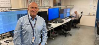 Vegg i vegg med kontrollrommet på Ineos Inovyn på Rafnes har selskapet et konfigurasjonsrom for kontrollsystemet, som også fungerer som «hot spare», ifølge Jan Grønlid. 02 EF Profil