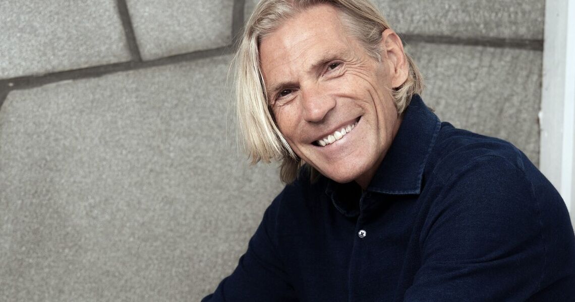 Prestasjons- og organisasjonsutvikler Atle Vårvik viser at styrets viktigste lojalitet er fremtiden, ikke historiske rapporter og dagens bekvemmeligheter. (Fotograf: Kristian Warwick)