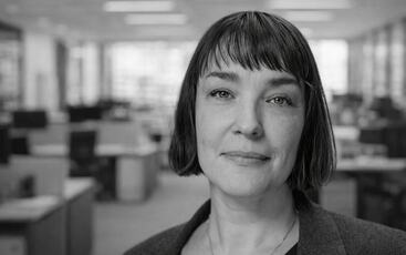 Silje Føyen: Når KI får tilgang til systemene dine, får den også fullmakt til å handle. Spørsmålet er ikke hva teknologien kan gjøre – men hvem som faktisk har gitt den nøklene.