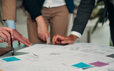 Innovasjon feiler sjelden i idéfasen, men i tiden det tar før du tester den. (Foto: Istock.com) Innovasjon feiler sjelden i idéfasen, men i tiden det tar før du tester den. (Foto: Istock.com)