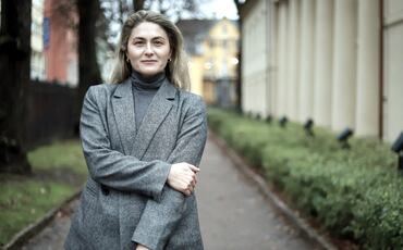 De viktigste beslutningene formes ikke av hvem som snakker mest, men av hvem som aldri får slippe til. (Foto: KEWfoto)