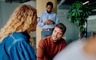 Det er i øyeblikkene du reagerer raskt at selvledelsen din blir synlig, både for deg selv og andre. (Foto: Istock.com) Det er i øyeblikkene du reagerer raskt at selvledelsen din blir synlig, både for deg selv og andre. (Foto: Istock.com)