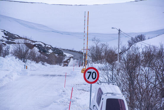 På bilde: Ved bommen til Syltefjordvegen. Foto: GN