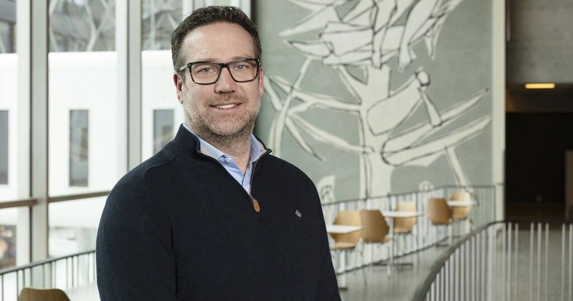 Alf Astrup mener kontoret ikke lenger er en selvfølge – men et ledervalg som avgjør samspill, kultur og prestasjon. (Foto: Technopolis)
