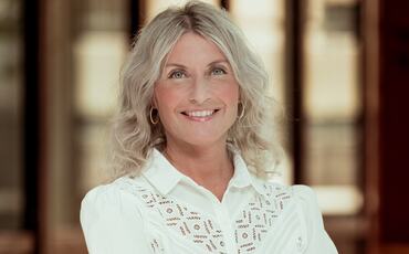 Hege Ulveland mener mange virksomheter investerer store summer i kompetanseutvikling uten å vite om læringen faktisk endrer hvordan organisasjonen jobber og presterer. (Foto: Terje Borud)
