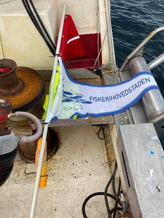 På bilde: Vimpel med "Fiskerihovedstaden