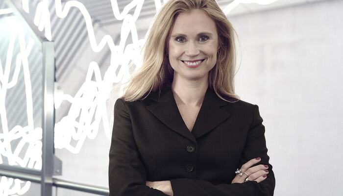 Judith Wolst mener fremtidens vinnere ikke nødvendigvis er dem som lager de beste planene, men dem som oppdager signalene tidlig, utfordrer etablerte sannheter og handler før endringene blir åpenbare for alle. (Foto: Emil Fagander) Judith Wolst mener fremtidens vinnere ikke nødvendigvis er dem som lager de beste planene, men dem som oppdager signalene tidlig, utfordrer etablerte sannheter og handler før endringene blir åpenbare for alle. (Foto: Emil Fagander)