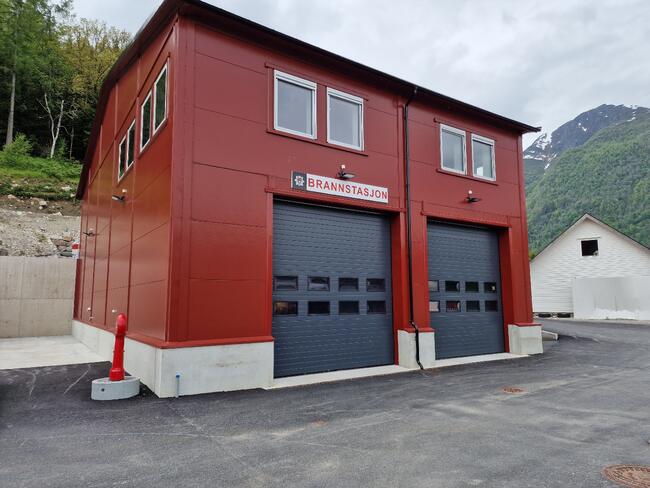 Balestrand brannstasjon. (Foto: Sogn brann og redning)