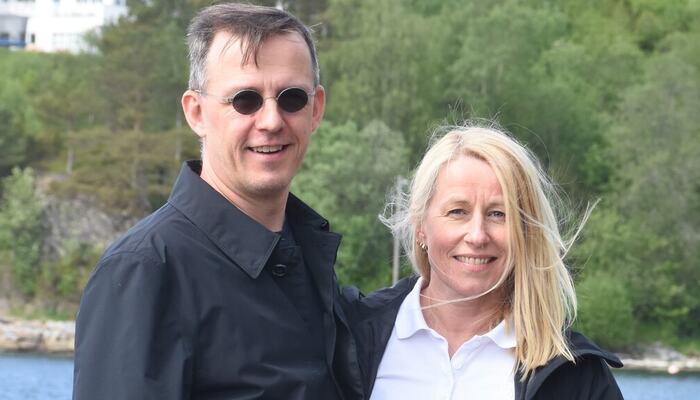Marianne Synnes Emblemsvåg og Jan Emblemsvåg ved NTNU i Ålesund forsker på ledelse, organisasjoner og risikohåndtering. Foto: Privat.