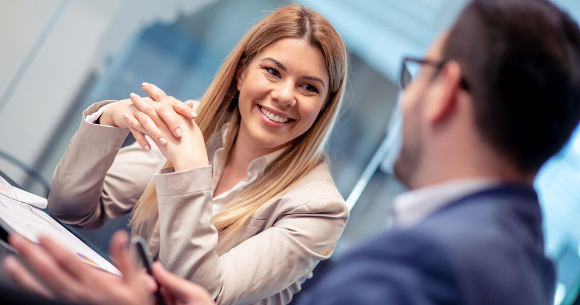Mellomlederrollen er i rask endring. Når AI overtar flere administrative oppgaver, blir evnen til å skape retning, utvikle medarbeidere og ta gode beslutninger en enda viktigere del av lederrollen. (Foto: Istock.com)
