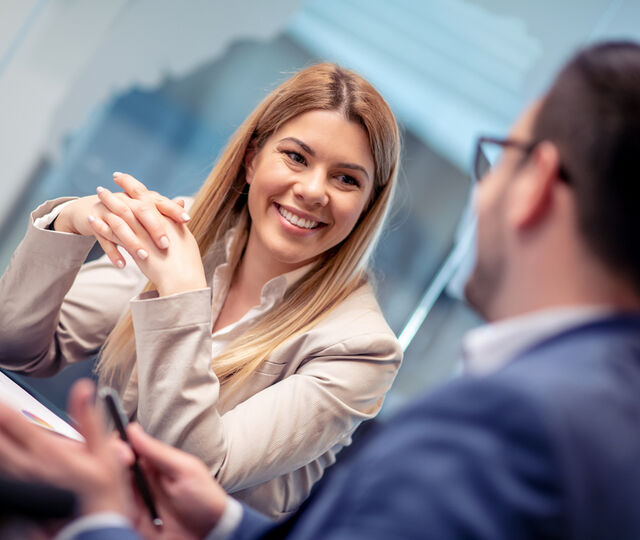 Mellomlederrollen er i rask endring. Når AI overtar flere administrative oppgaver, blir evnen til å skape retning, utvikle medarbeidere og ta gode beslutninger en enda viktigere del av lederrollen. (Foto: Istock.com) Mellomlederrollen er i rask endring. Når AI overtar flere administrative oppgaver, blir evnen til å skape retning, utvikle medarbeidere og ta gode beslutninger en enda viktigere del av lederrollen. (Foto: Istock.com)