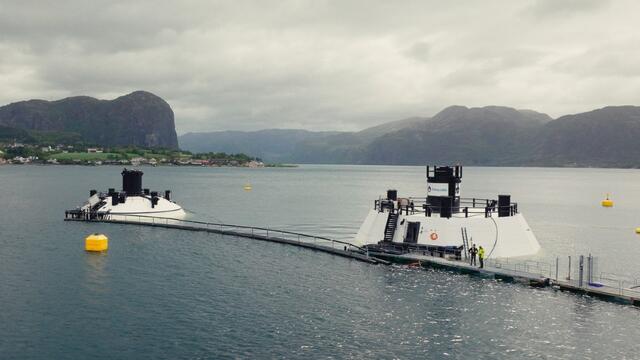 Fishglobe Technologies har hatt et eget pilotanlegg i Lysefjorden (Bilde: Spindel Film AS). Fiskelykke uten lus i lukkede anlegg, hvor også miljøet vinner